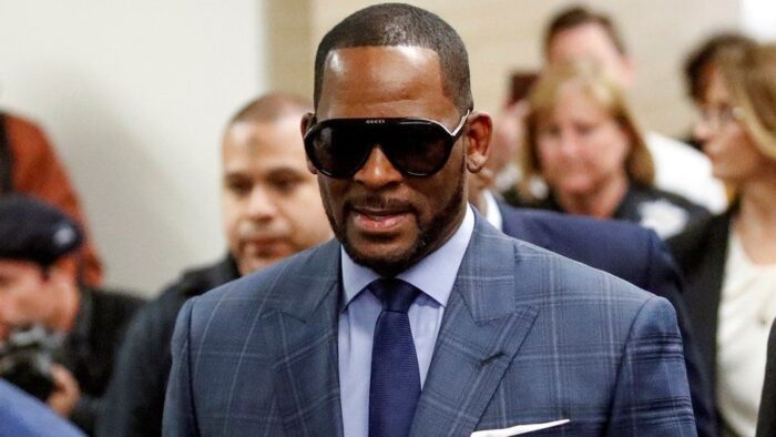 Fans of R. Kelly rejoice as prosecutors drop sexual abuse charges against him