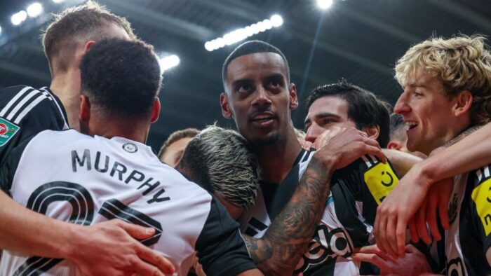 Newcastle beat Liverpool to win first domestic trophy in 70 years